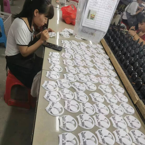 Resin-Crafts-Manufacturer-4