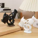 Hand-in-Hand Love Heart Resin Figurine